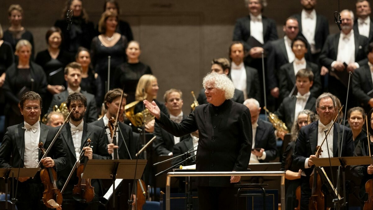 BR-Chor und BRSO im Herkulessaal mit »Idomeneo« unter der Leitung von Sir Simon Rattle, 16./17./19.12.2023 (Foto: Astrid Ackermann)